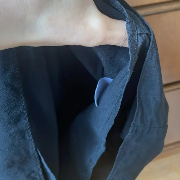 Everlane black 100% silk cami - Picture 5 of 5